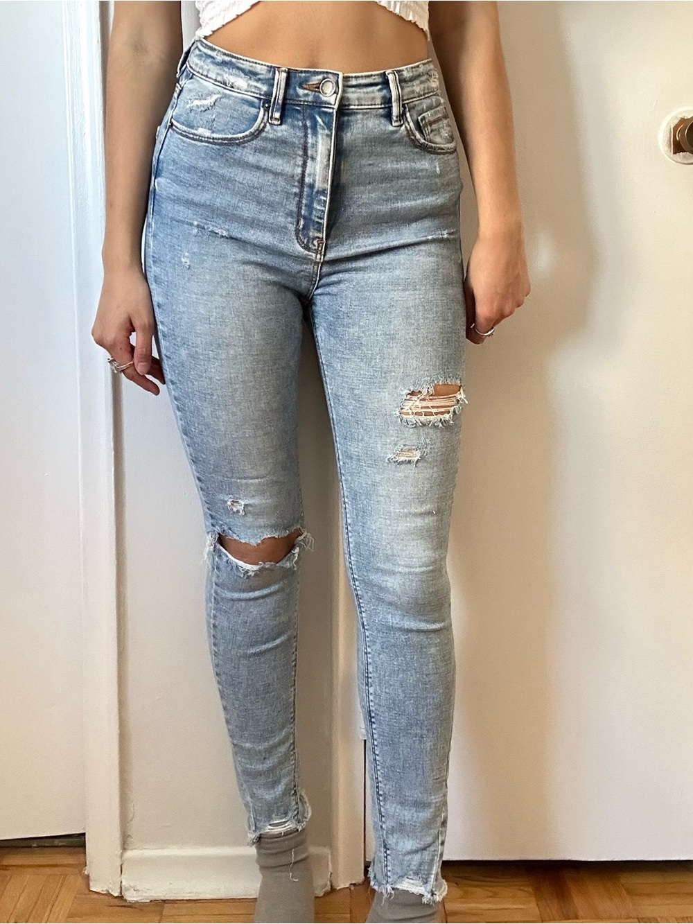 💜 Stradivarius Jeans Ripped Light Wash Skinny High Rise | Size 4